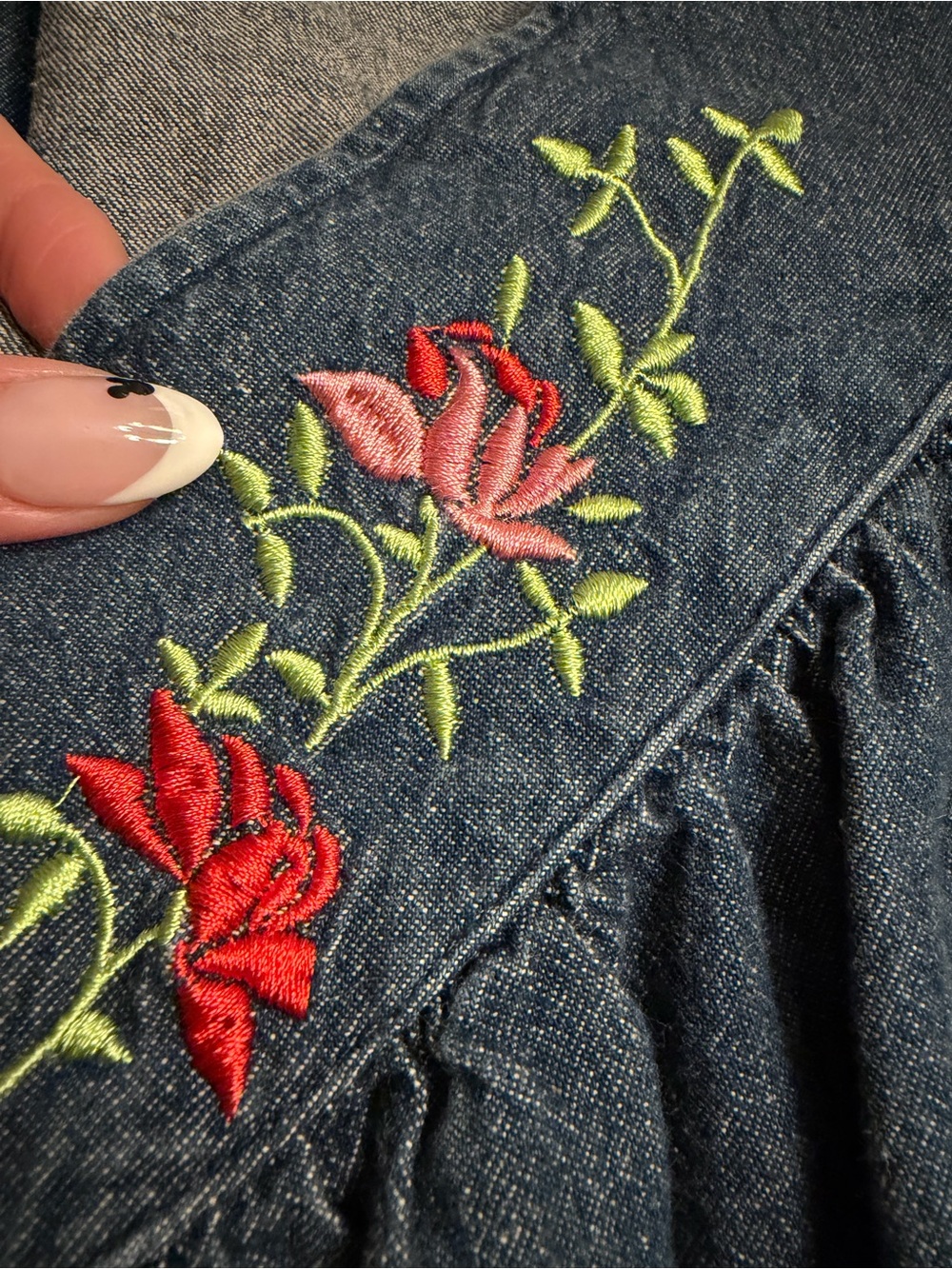 Vintage 90s Denim Floral Embroidered V-Neck Patio Swing Dress, see measurements - Picture 10 of 12